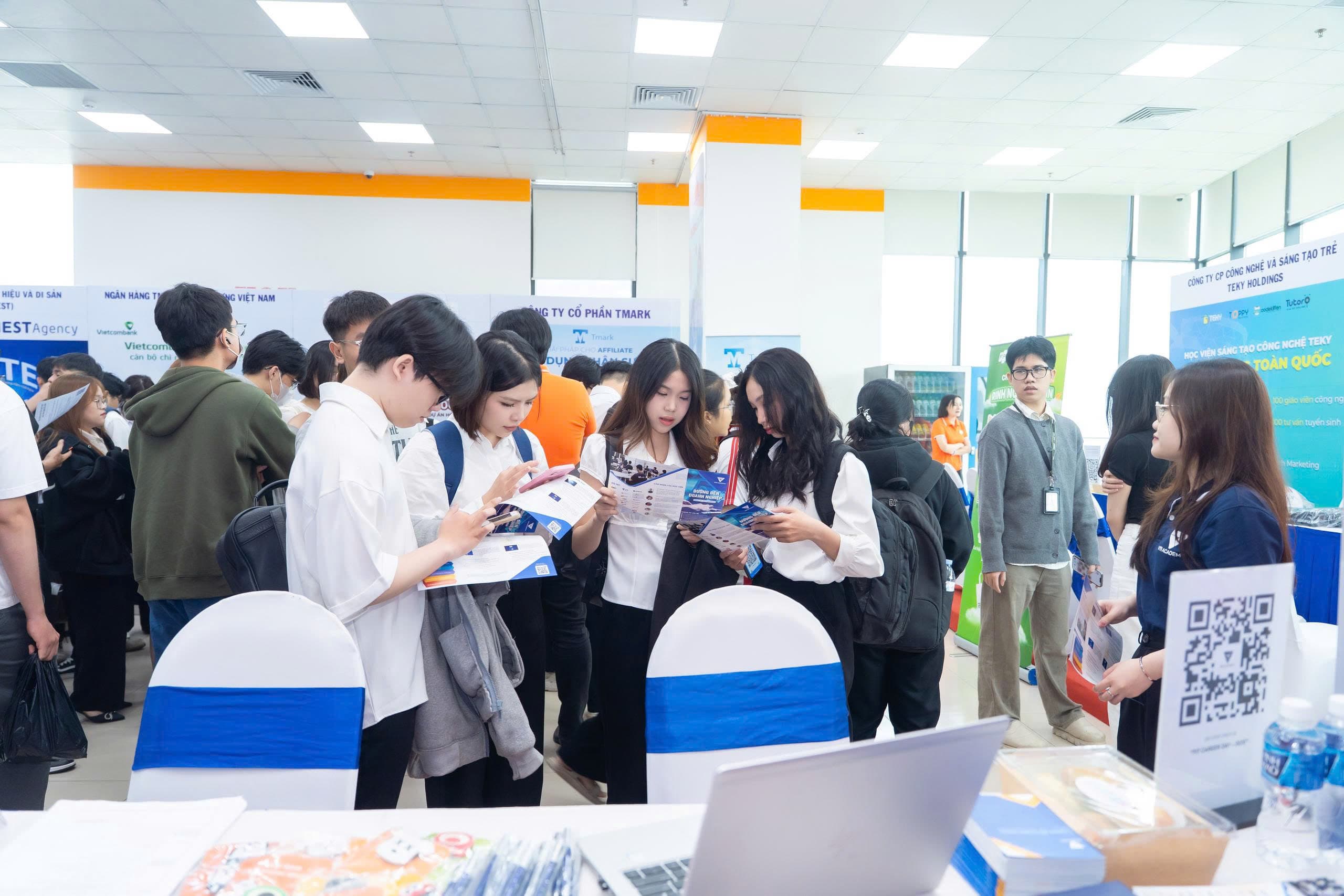 Hình ảnh tại OnlAI Group